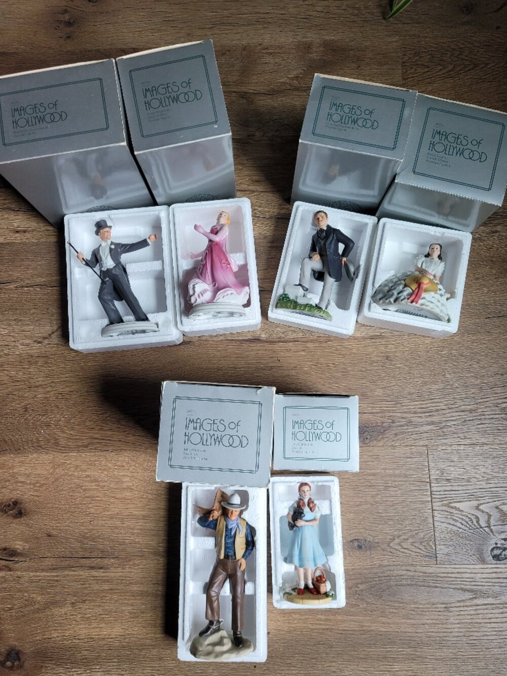 Vintage Avon Images of Hollywood figurines